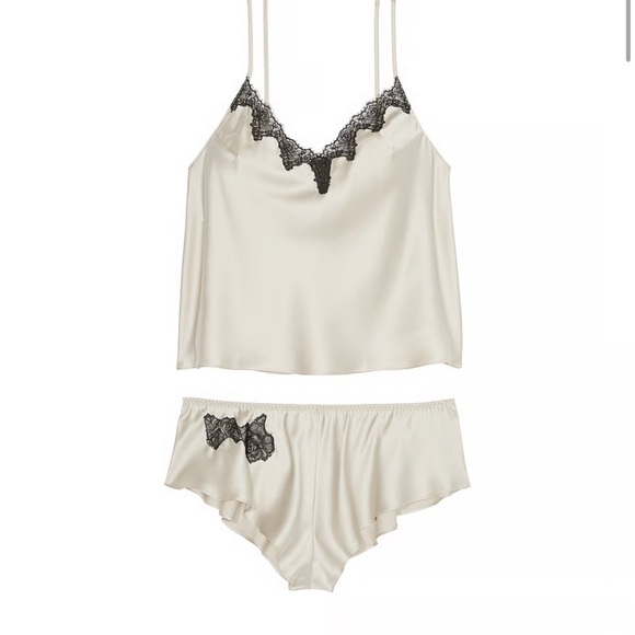 Victoria's Secret Cream and Black Lace Chemise Set - Picture 3 of 9